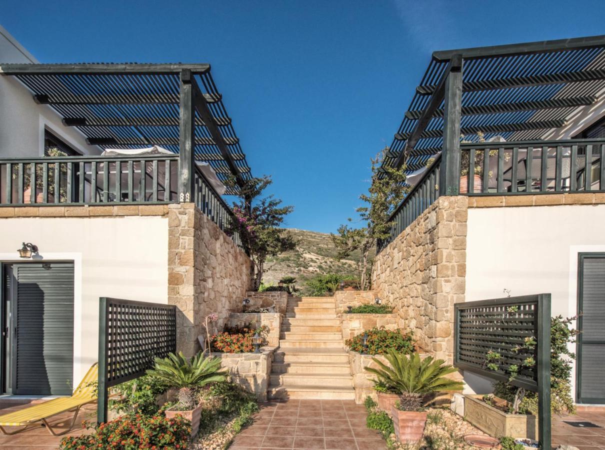 Magnolia Apartments And Studios Phalasarna Exterior foto